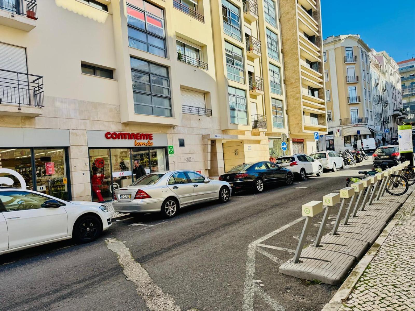 Lisboa Sweet Family Homestay Екстер'єр фото